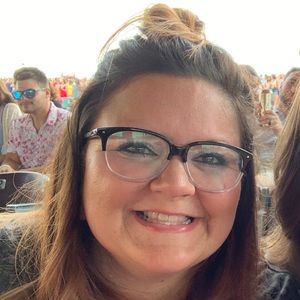 Meet your Posher, Kelli